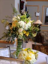 High and Low Centerpiece / Yellows