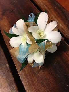 Corsages & Boutonnieres