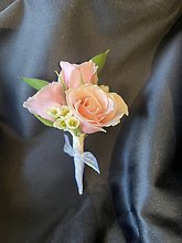 Magical Pink Boutonnière