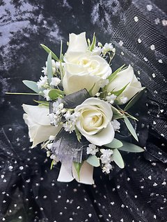 Corsages & Boutonnieres