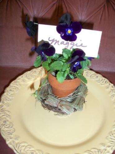Pansy place setting